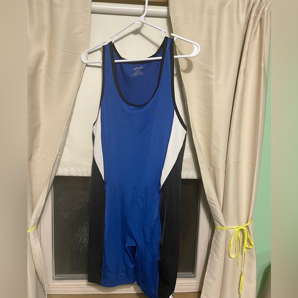 ASICS Singlet (new) - Picture 3 of 4